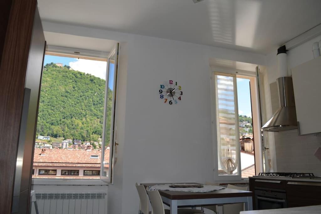 Magnifico Appartamento Centro Como - Rusconi 33 Bagian luar foto