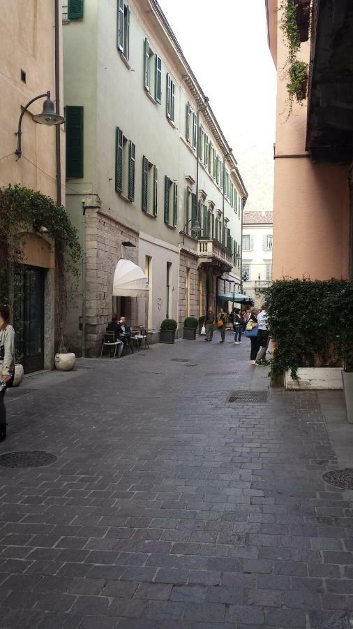 Magnifico Appartamento Centro Como - Rusconi 33 Bagian luar foto